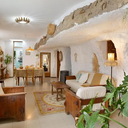 La Cueva Del Drago Holiday home *
